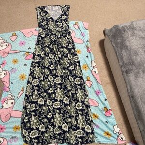 Lyss Loo Floral Maxi Dress